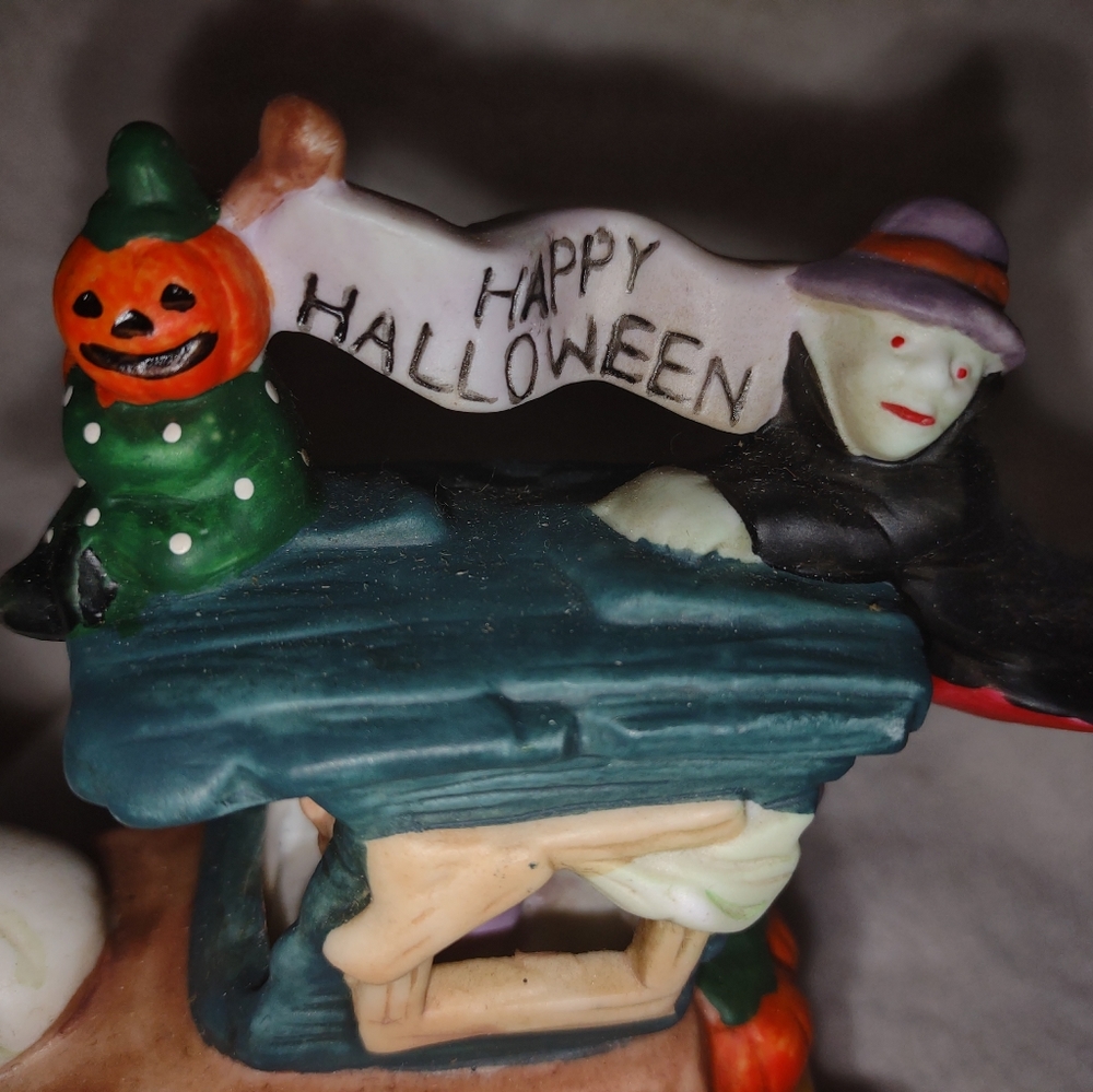 Halloween Spooky Hollow Porcelain Horse Carriage Ghost Pumpkin Witch - Picture 3 of 8